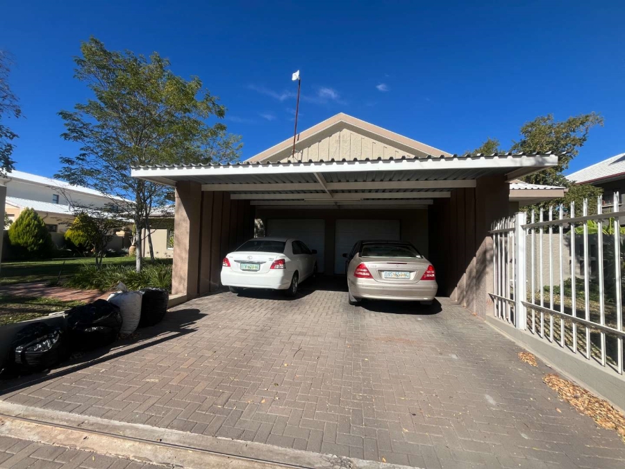4 Bedroom Property for Sale in Keidebees Northern Cape